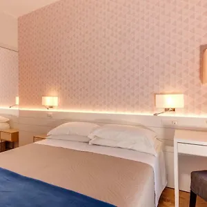 2* Hotel Kiss